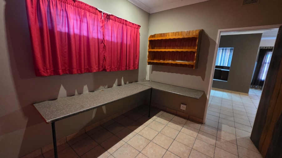 4 Bedroom Property for Sale in Songloed North West